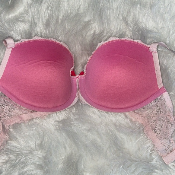VS 32DDD Bra - Picture 2 of 3